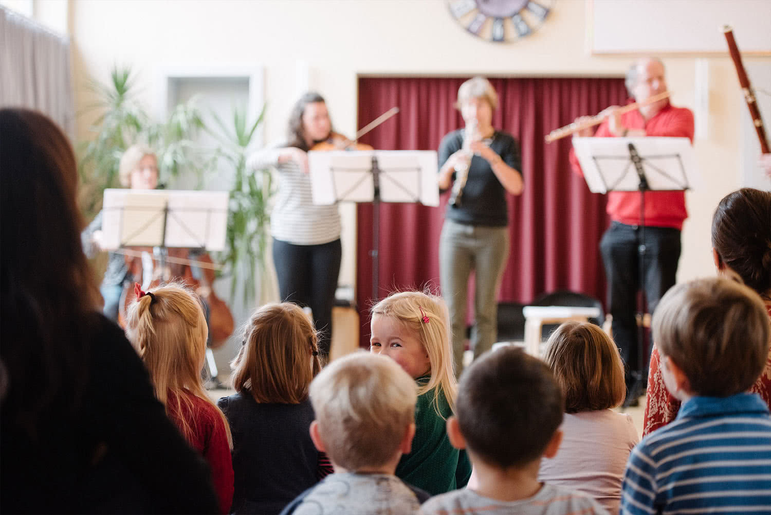 Musikalische Schnupperstunde in Schule und Kindergarten